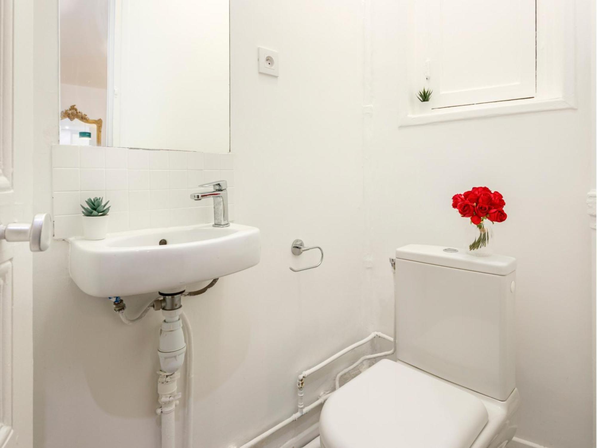 Cozy Apartment - Marais - Saint Martin III Париж Екстериор снимка